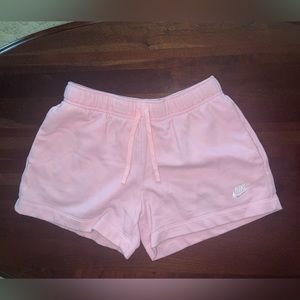 Nike - Women’s Fleece Shorts Pink